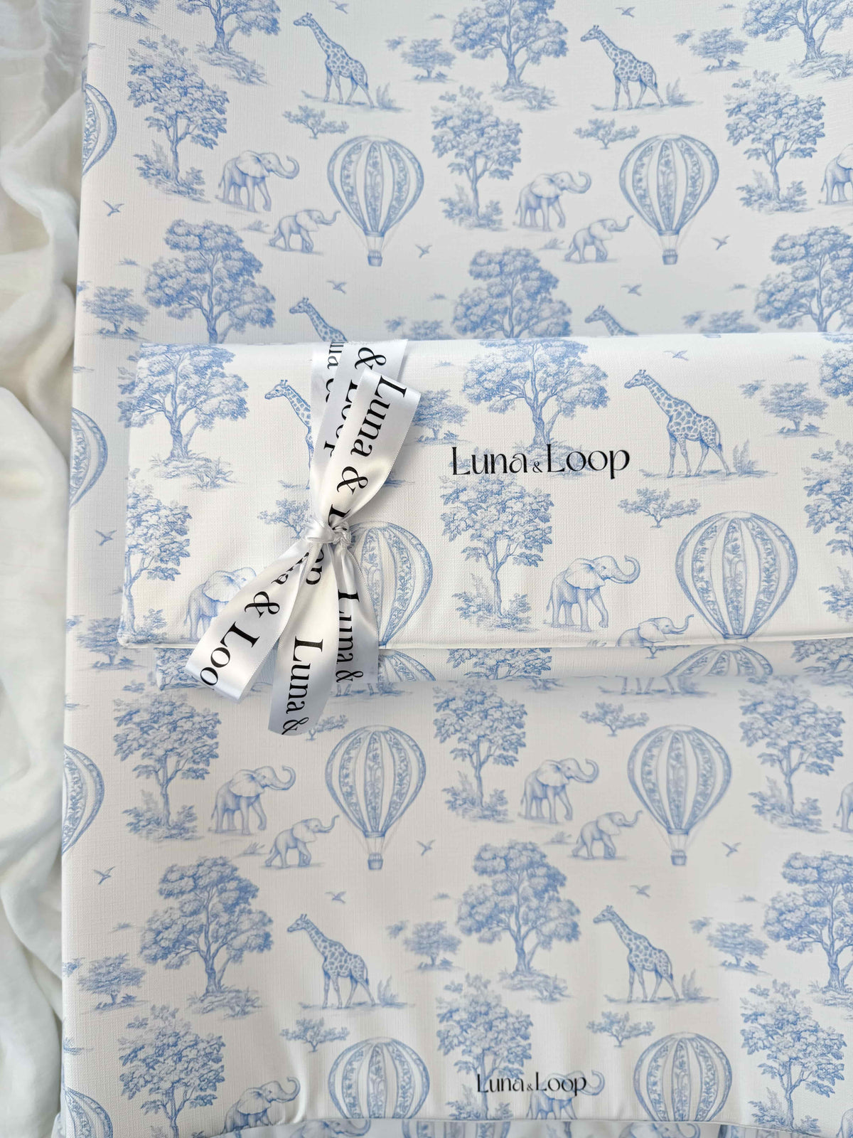 Travel Changing Mat - Blue Toile