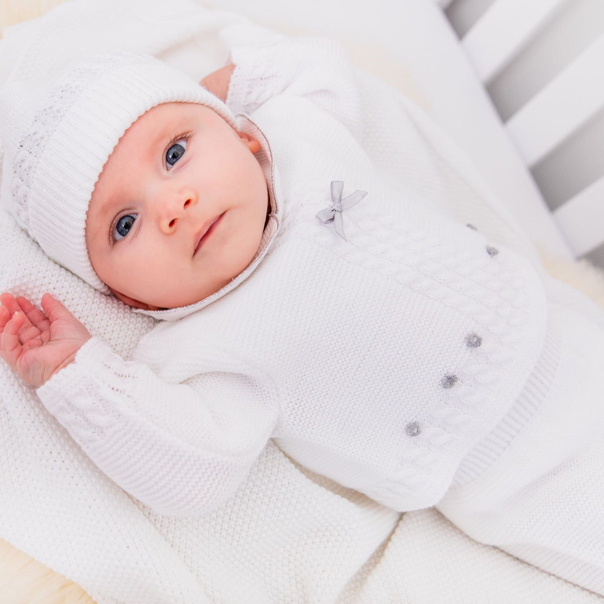 Dandelion 3-Piece Knitted Set - White