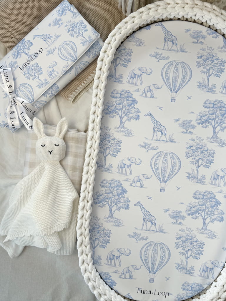 Waterproof Changing Basket Liner - Blue Toile