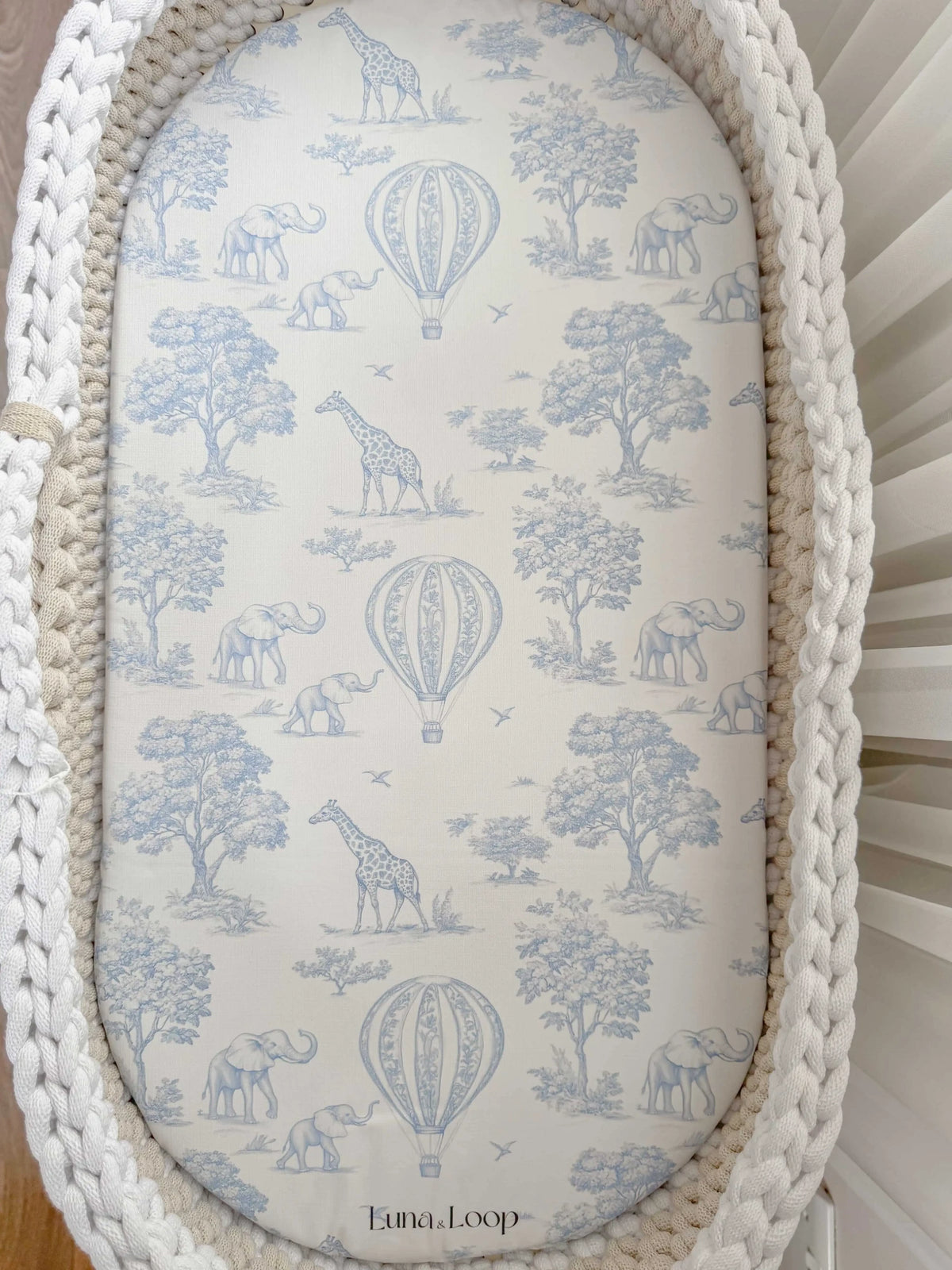 Waterproof Changing Basket Liner - Blue Toile